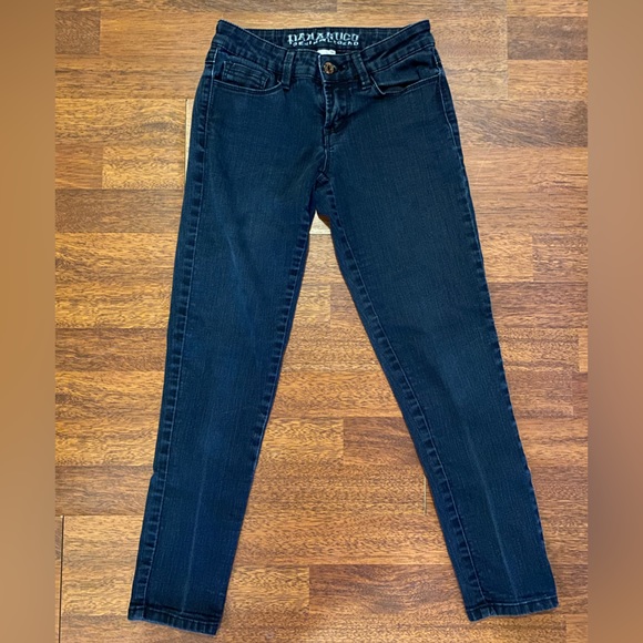 Dark Wash Cropped Skinny Jeans - Picture 2 of 8